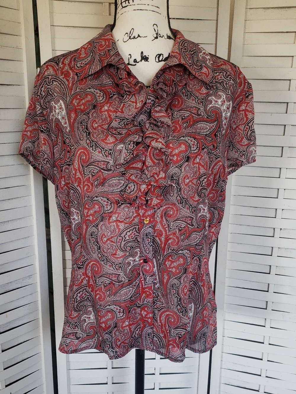 St.john Red Paisley Ruffle-Front Button Down 100% Silk Short Sleeve Top
